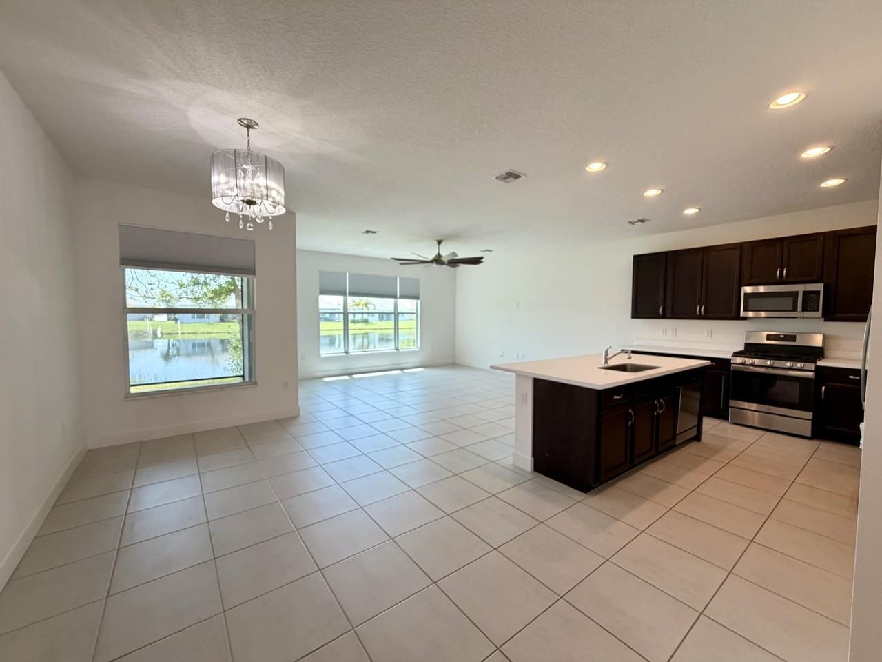 11609 Sw Hawthorne Hill Rd - Photo 3 of 14