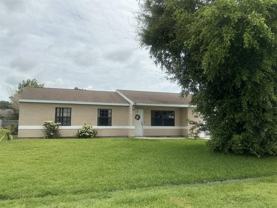 2719 Se Ibis Ave - Photo 1 of 1