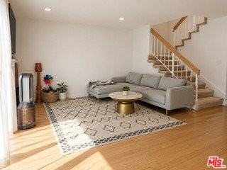 12245 Shady Hollow Ln - Photo 4 of 8