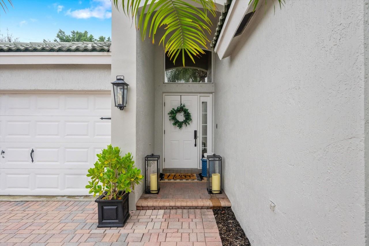 4221 Bluff Harbor Way - Photo 5 of 50