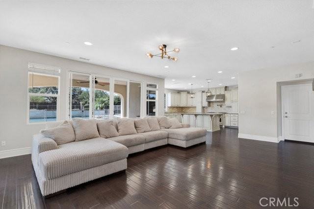 9611 Baden Ave - Photo 2 of 5