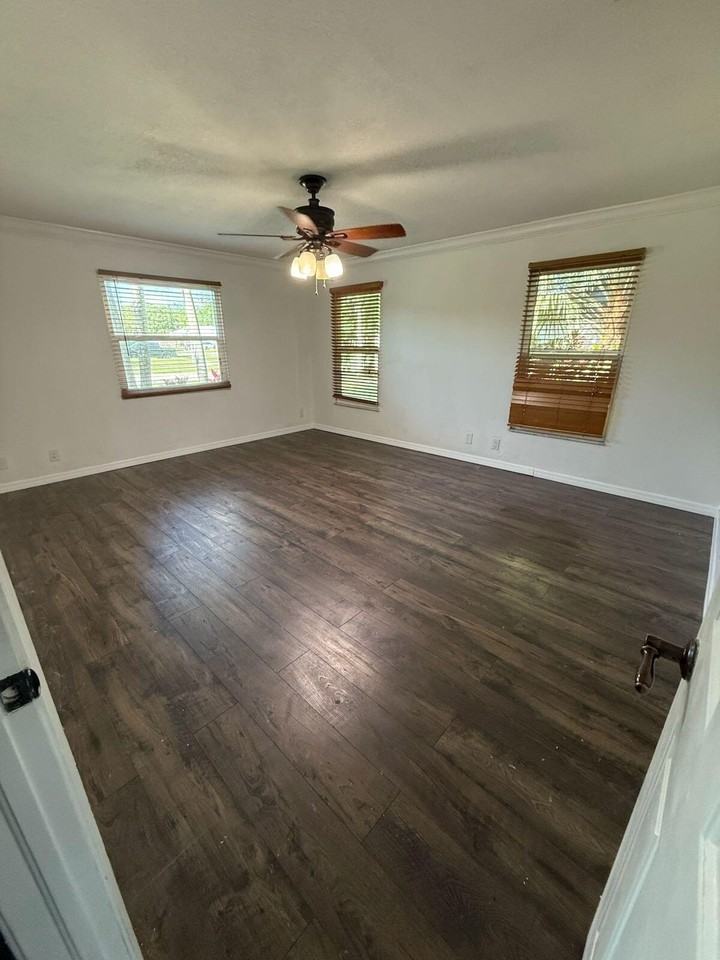 13584 Exotica Ln - Photo 5 of 22