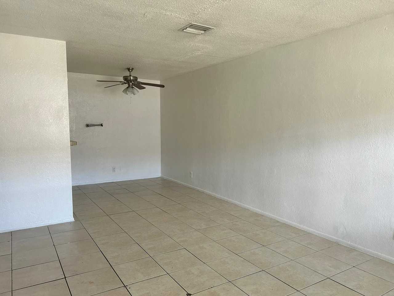 2240 Nw 59th Ter #1-4