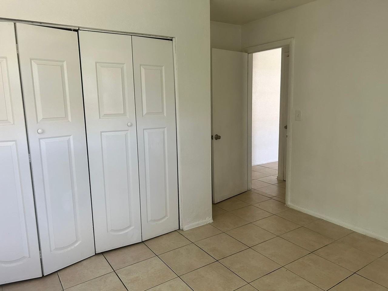 2240 Nw 59th Ter #1-4 - Photo 5 of 7