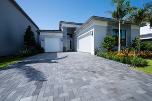 featured image of 9597 Regal Palm Ct