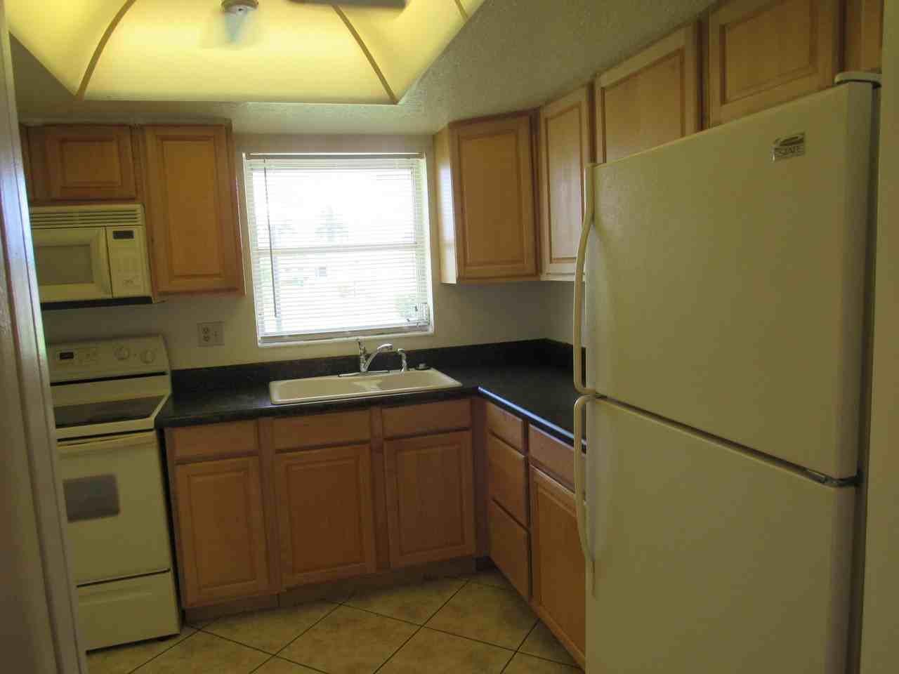 2679 Emory Dr E #F - Photo 6 of 17
