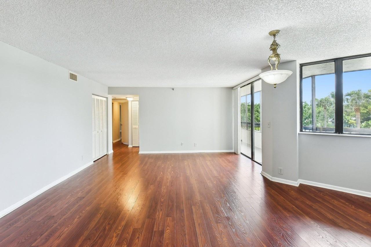 6463 La Costa Dr #201 - Photo 4 of 30
