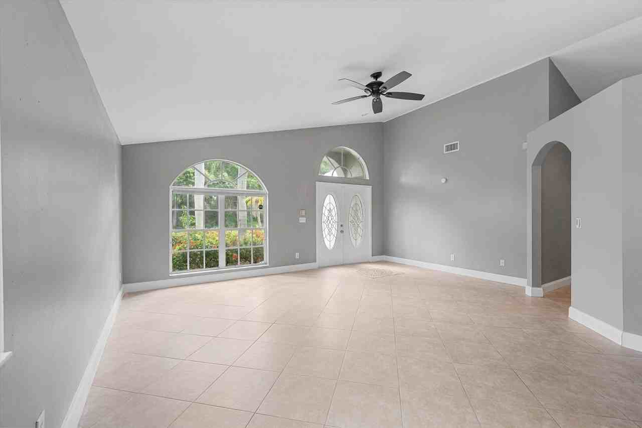 1851 Oak Berry Cir - Photo 5 of 23