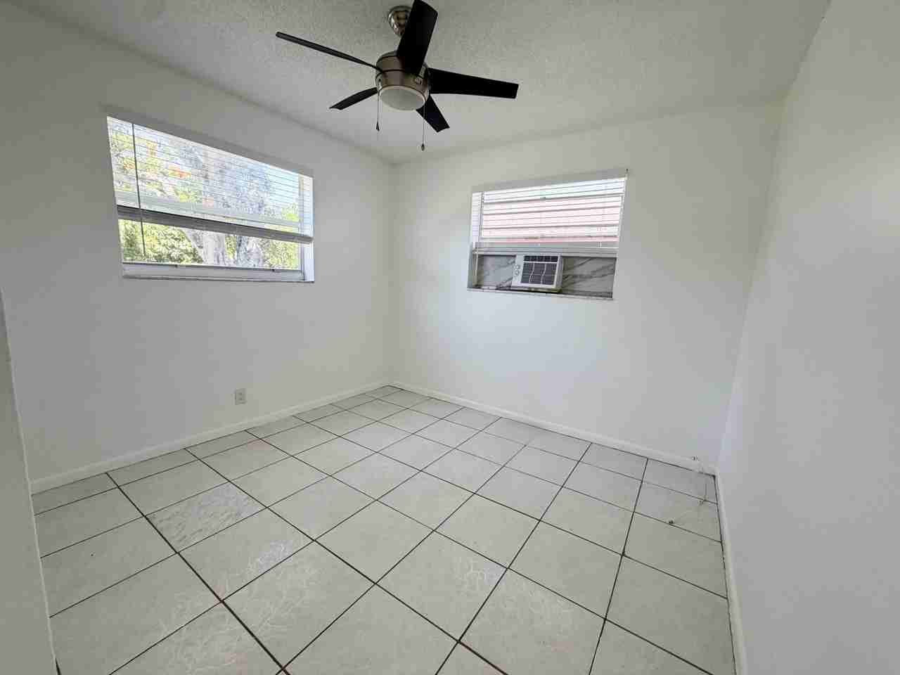 149 W 17th St - Photo 5 of 11
