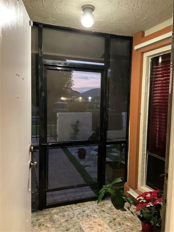 4770 Nw 85th Ave - Photo 6 of 44