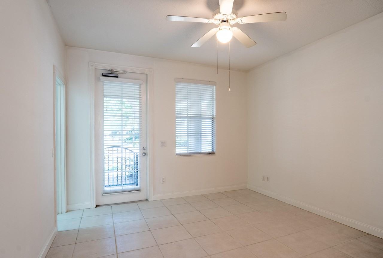 186 Soriano Dr - Photo 5 of 29