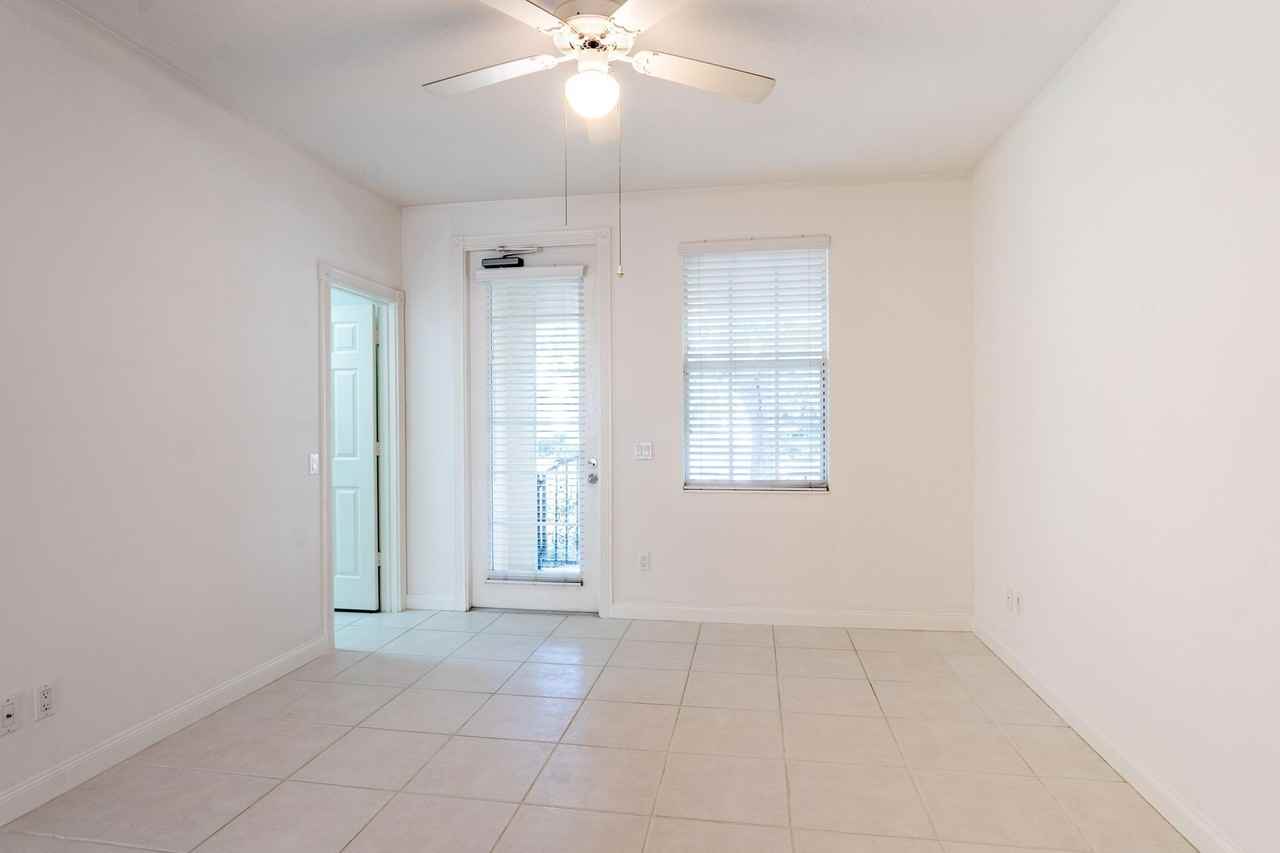 186 Soriano Dr - Photo 6 of 29