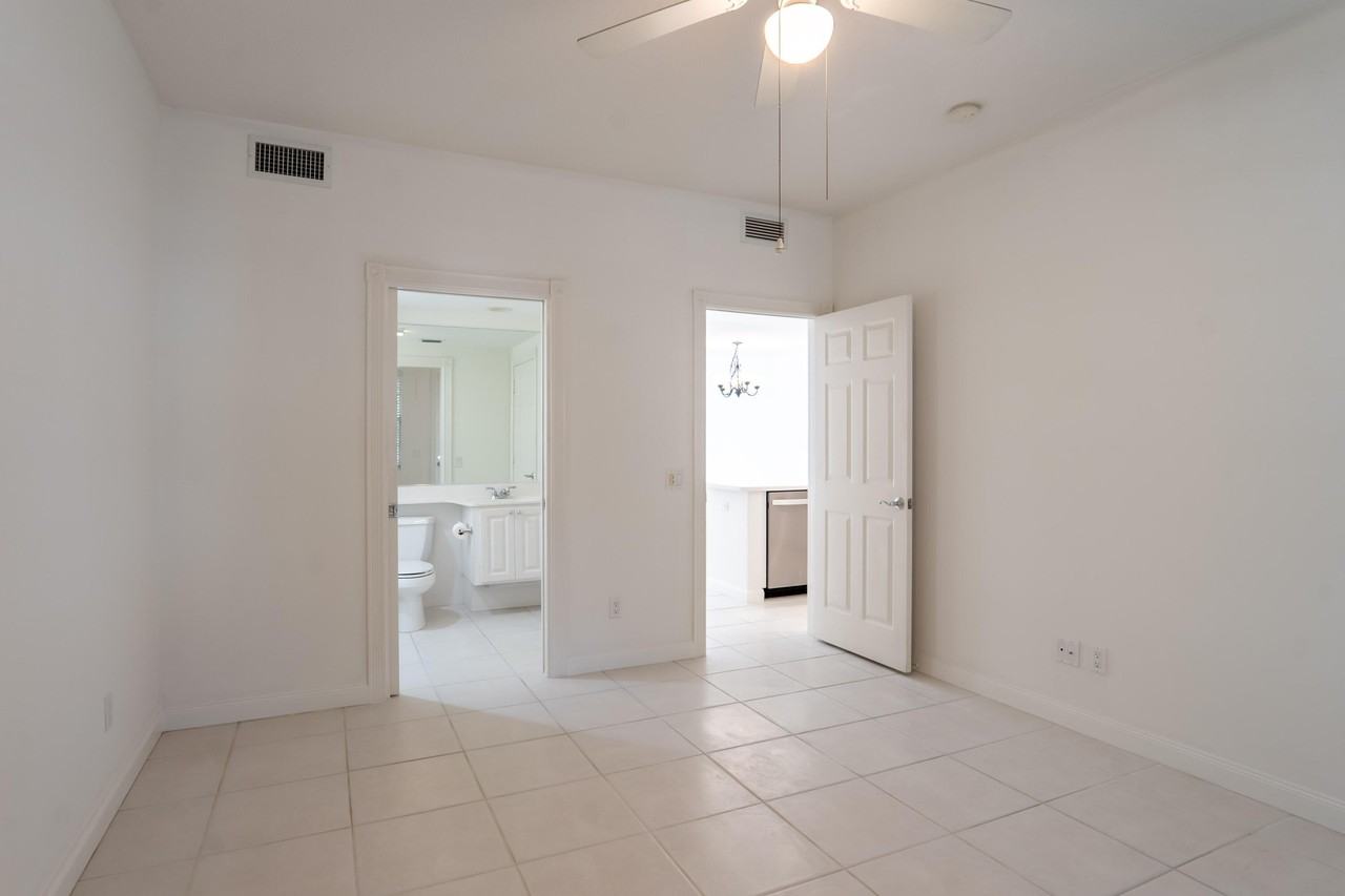 186 Soriano Dr - Photo 7 of 29