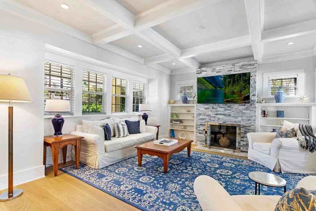 141 Australian Ave - Photo 3 of 20