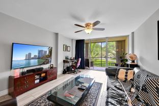 103 Royal Park Dr #2E - Photo 1 of 1