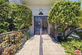 1838 Westholme Ave #203 - Photo 6 of 8
