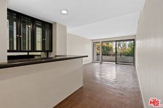 1830 Westholme Ave #101 - Photo 3 of 8