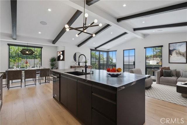 2200 Mantis Ave - Photo 5 of 8