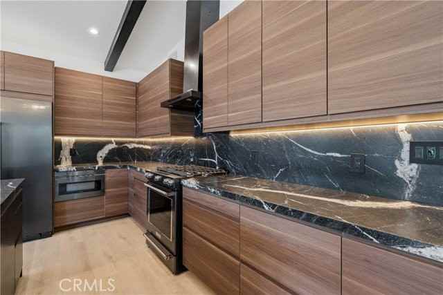 2200 Mantis Ave - Photo 6 of 8