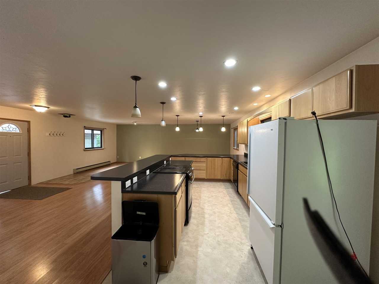 RENTAL Mendenhall Loop Road - Photo 4 of 13