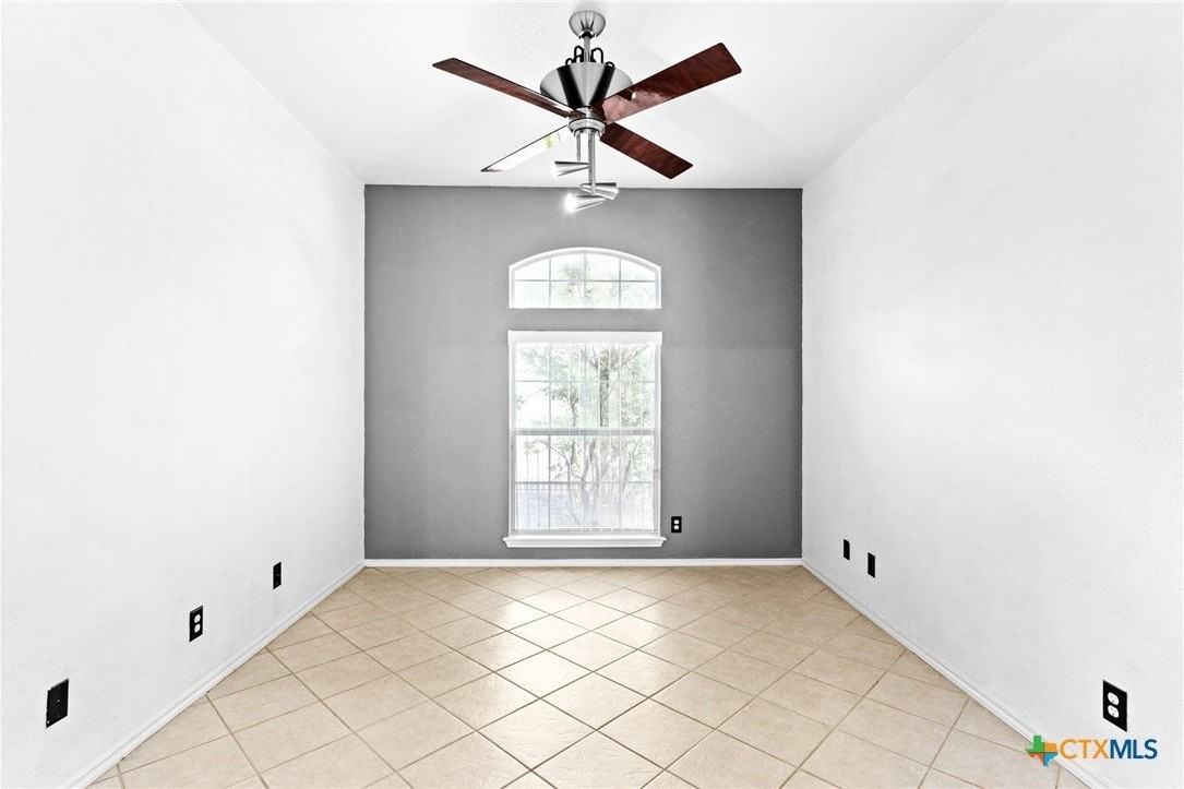4009 Tiger Dr - Photo 6 of 15