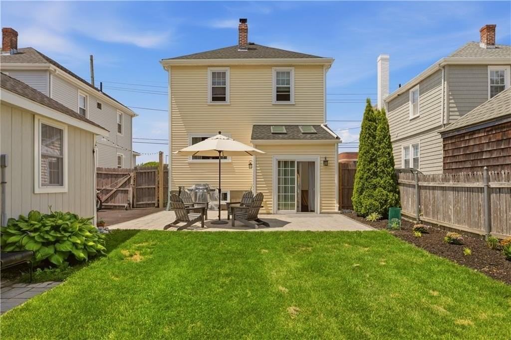 191 3rd St - Photo 2 of 30