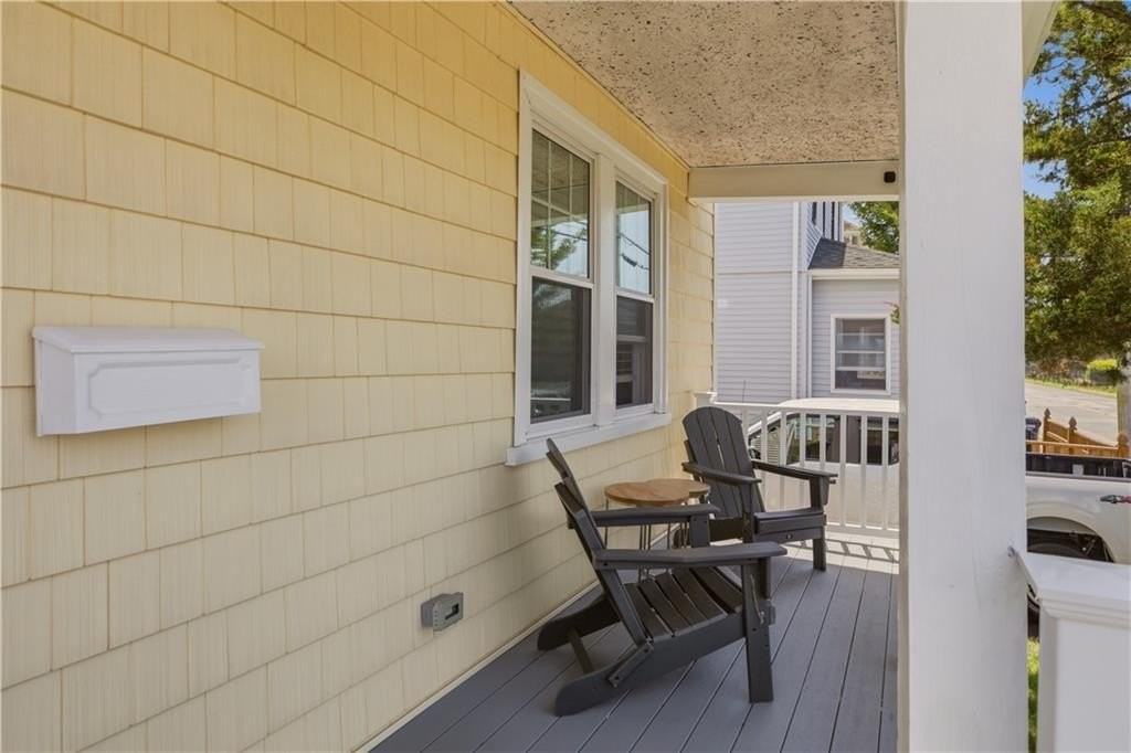 191 3rd St - Photo 4 of 30