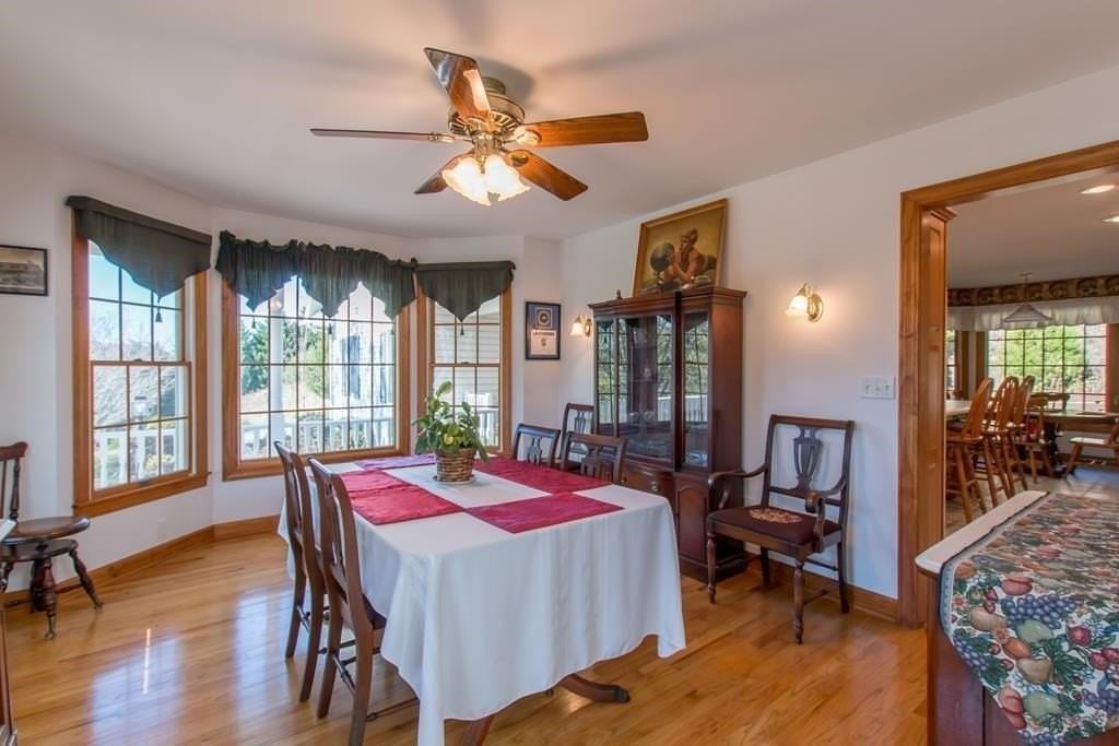 21037 Rich Valley Rd - Photo 7 of 15