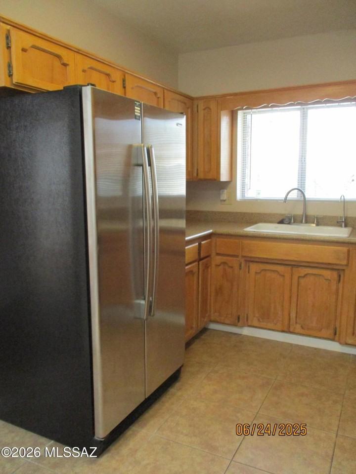 8134 E Daniella Cir - Photo 6 of 28