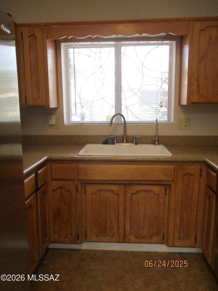 8134 E Daniella Cir - Photo 7 of 28