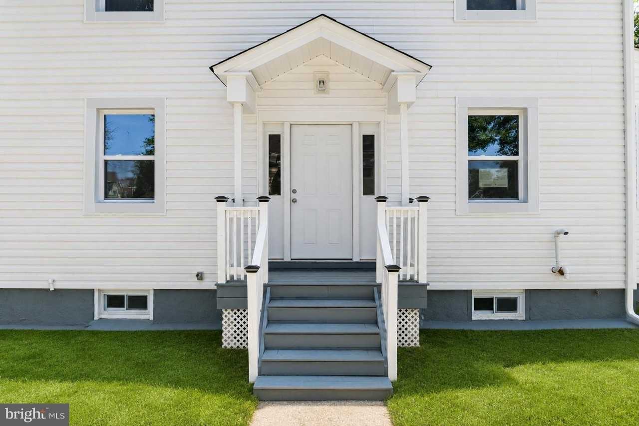 5501 Craig Ave - Photo 3 of 43