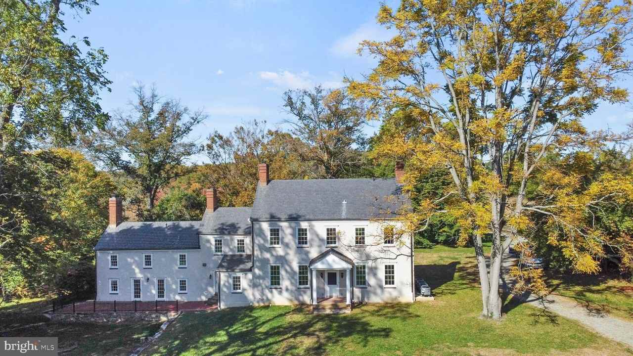 16131 Old York Rd - Photo 2 of 50
