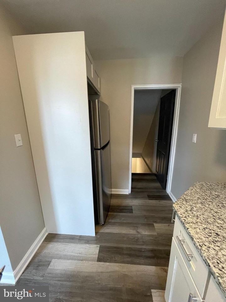 332 Endsleigh Ave - Photo 6 of 11