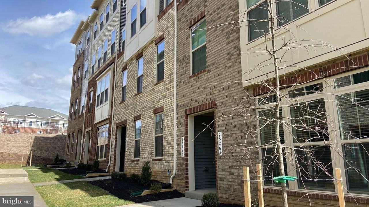 2528 Verona Pl #A