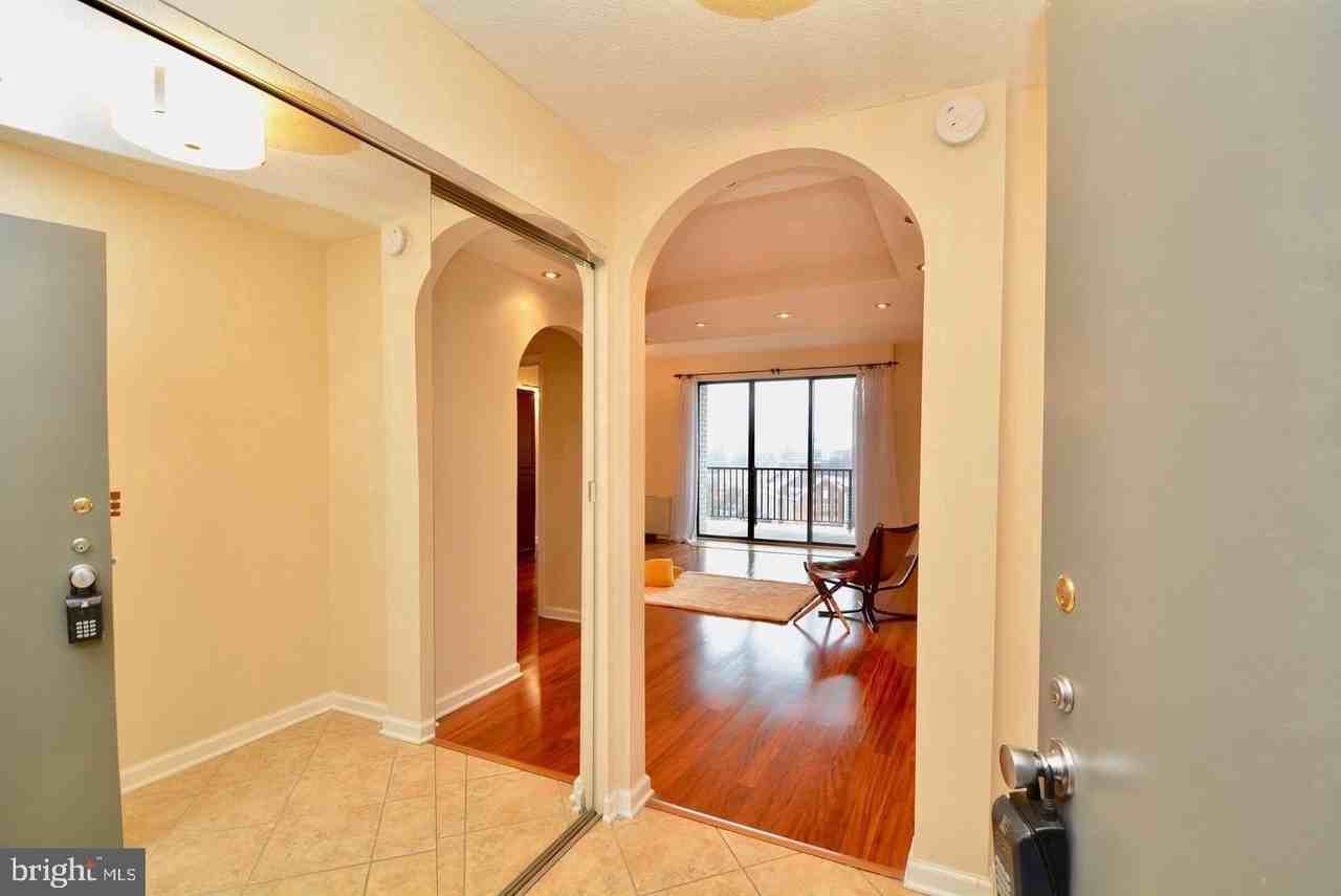 4242 E West Hwy #1114 - Photo 3 of 50