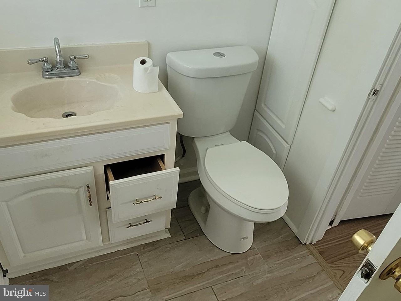 5 Pastoral Ln - Photo 7 of 19