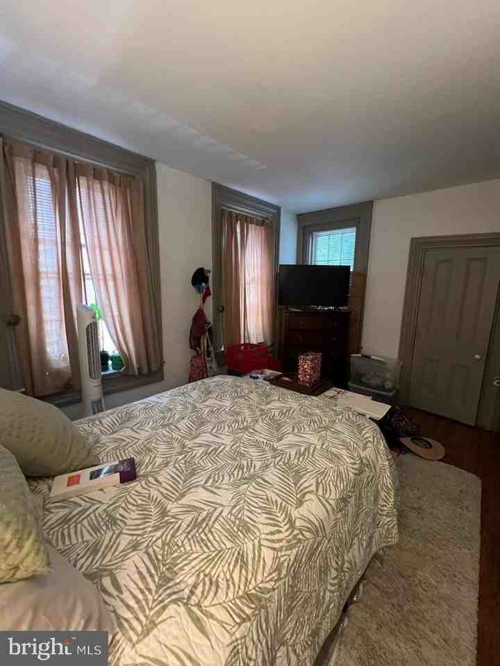 35 Coryell St #1A - Photo 7 of 7