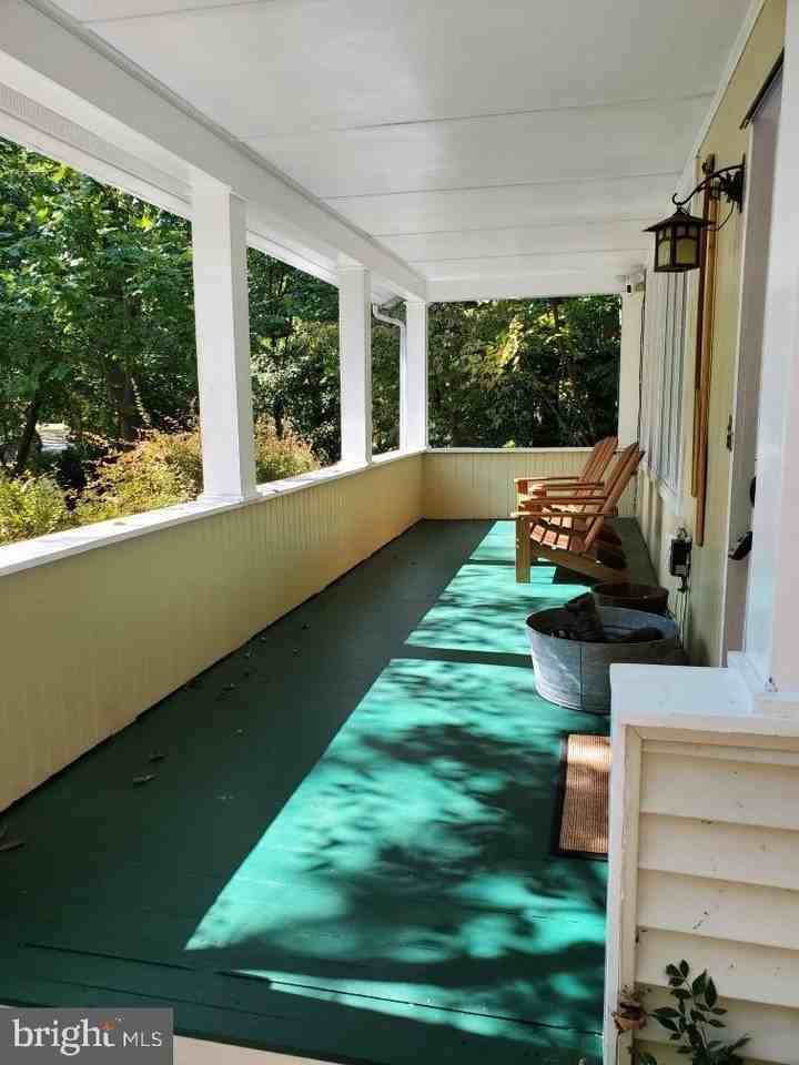 24 Blue Ridge Rd - Photo 4 of 39