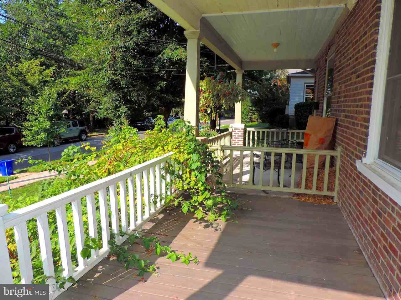 309 Dartmouth Ave - Photo 4 of 41