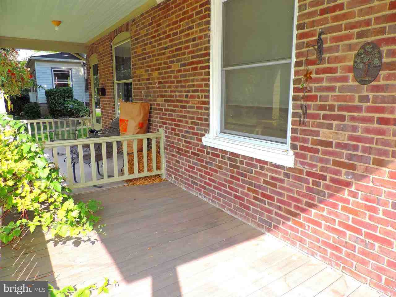 309 Dartmouth Ave - Photo 5 of 41