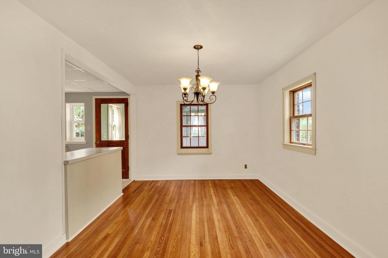 729 Skyline Dr - Photo 7 of 27