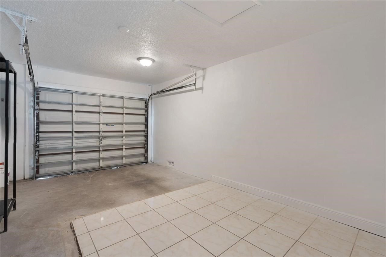 9587 Sw 148th Avenue Cir E - Photo 7 of 8