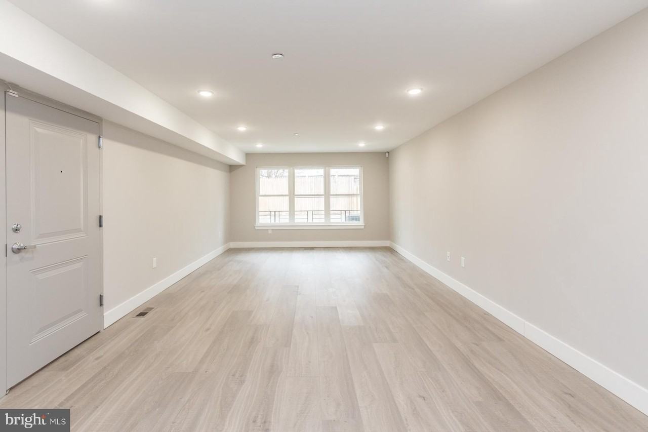 1724 N Marshall St #B - Photo 5 of 30