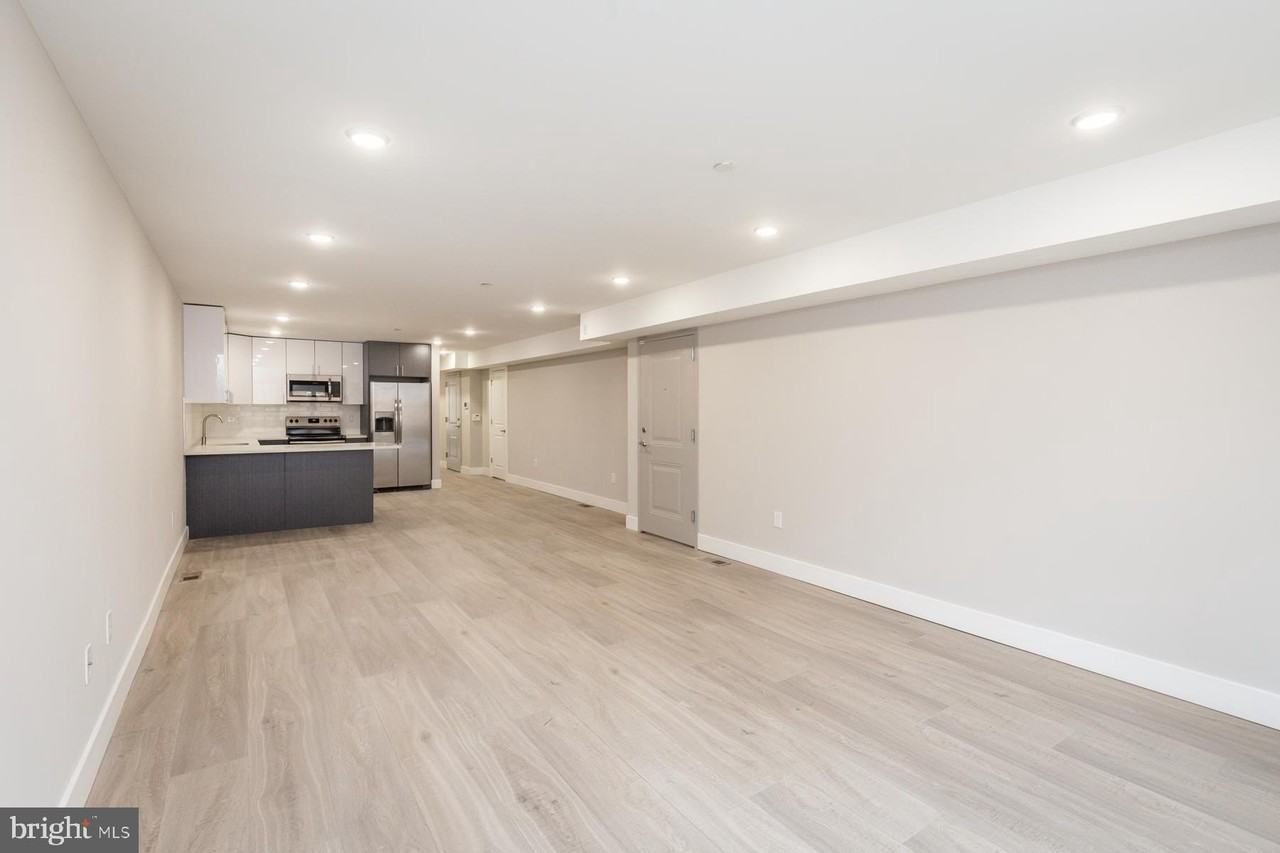 1724 N Marshall St #B - Photo 6 of 30