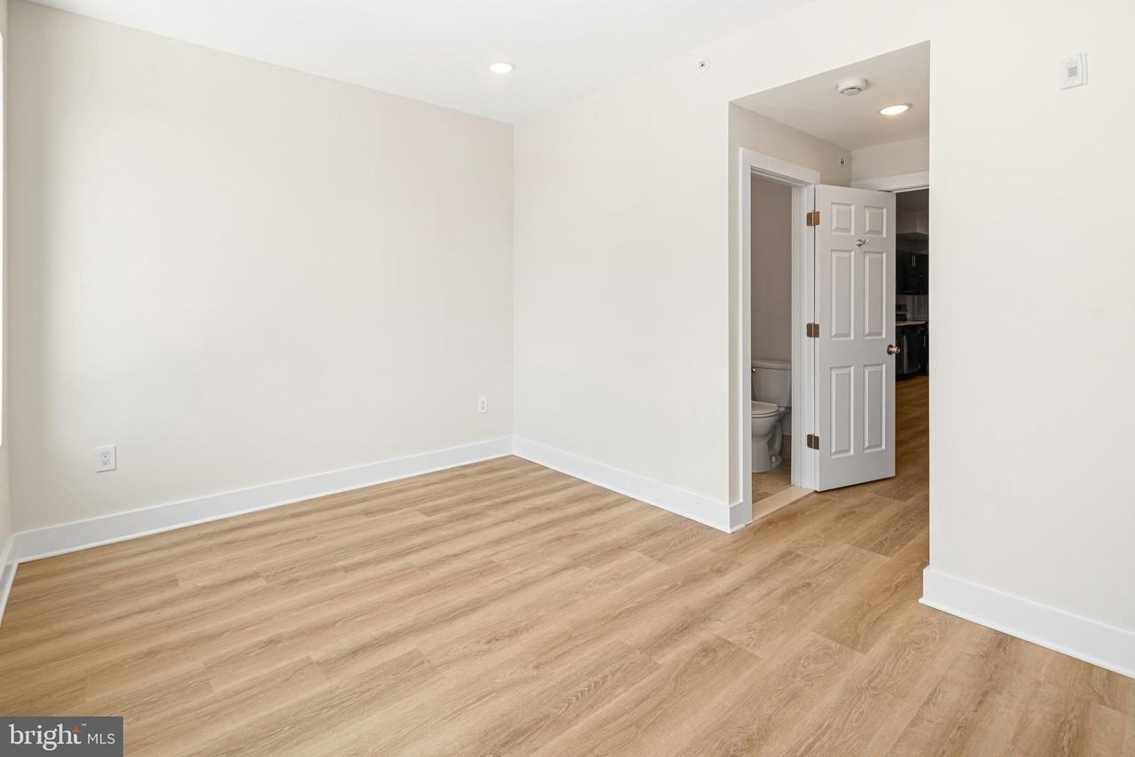 5217 1/2 Warren St #4 - Photo 3 of 13