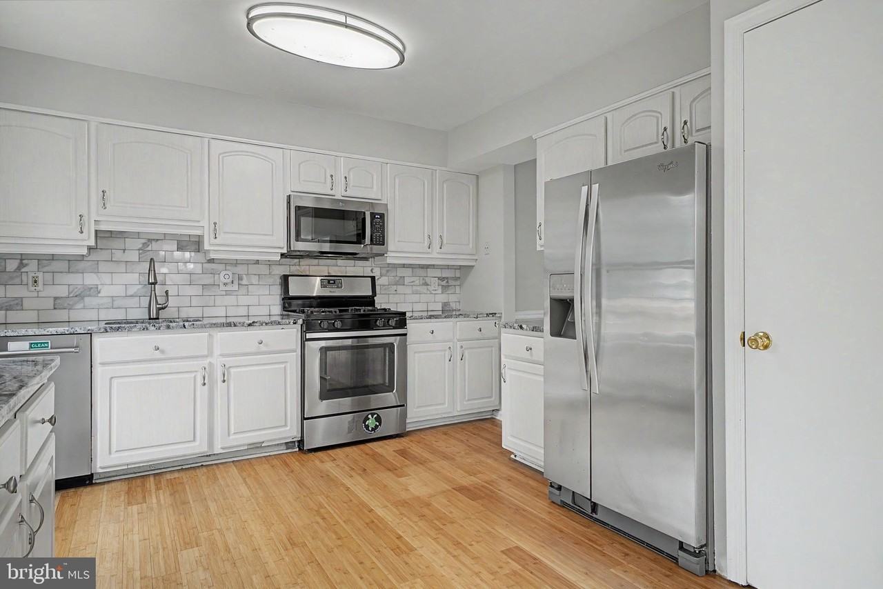 7763 Asterella Ct - Photo 4 of 48
