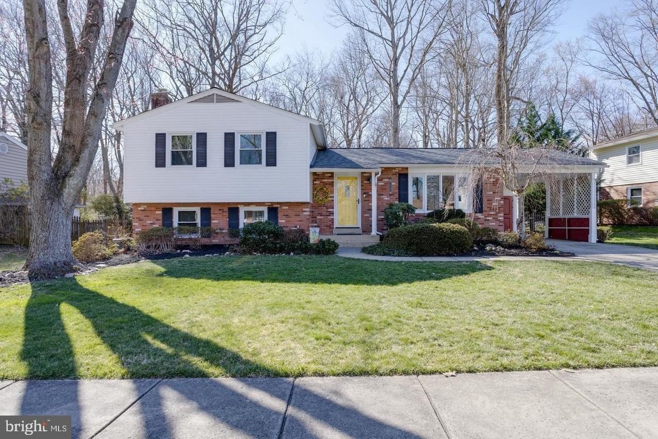 7117 Hadlow Ct - Photo 2 of 36