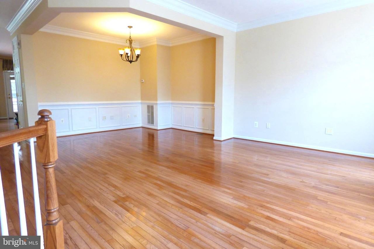 44286 Acushnet Ter - Photo 3 of 30