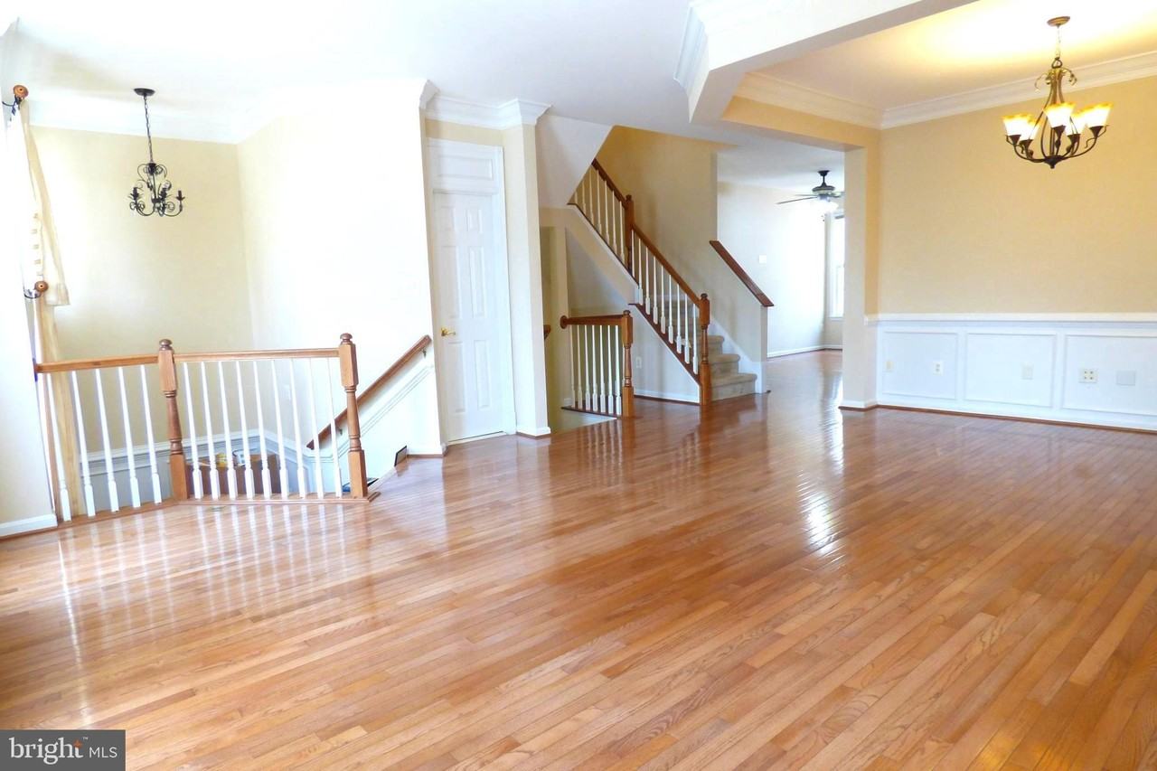 44286 Acushnet Ter - Photo 4 of 30