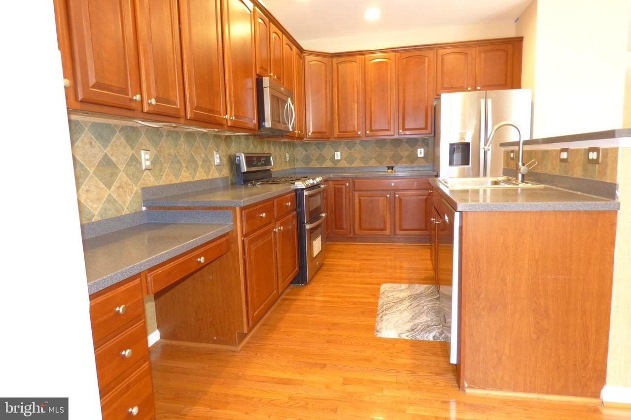 44286 Acushnet Ter - Photo 6 of 30